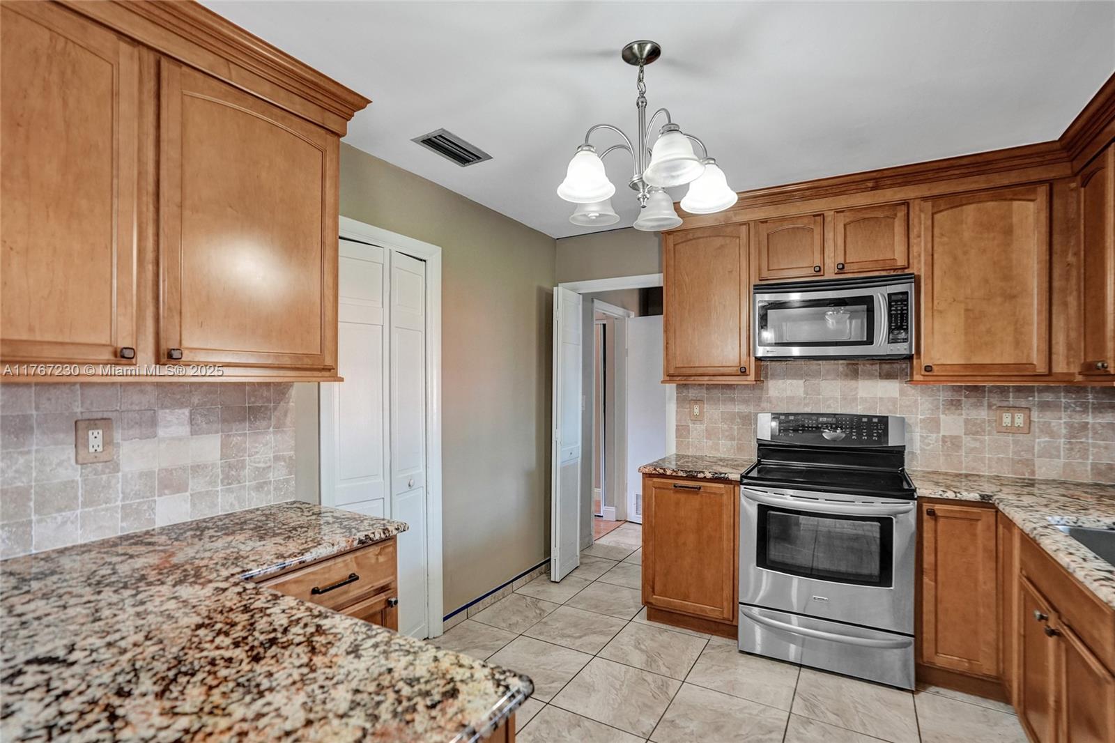 BOULEVARD HEIGHTS SEC NIN - Residential