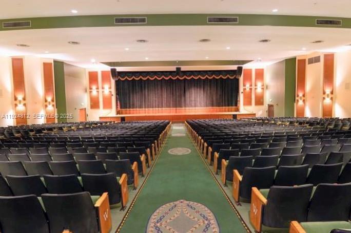 KINGSLEY AT CENTURY VILLA - Residential