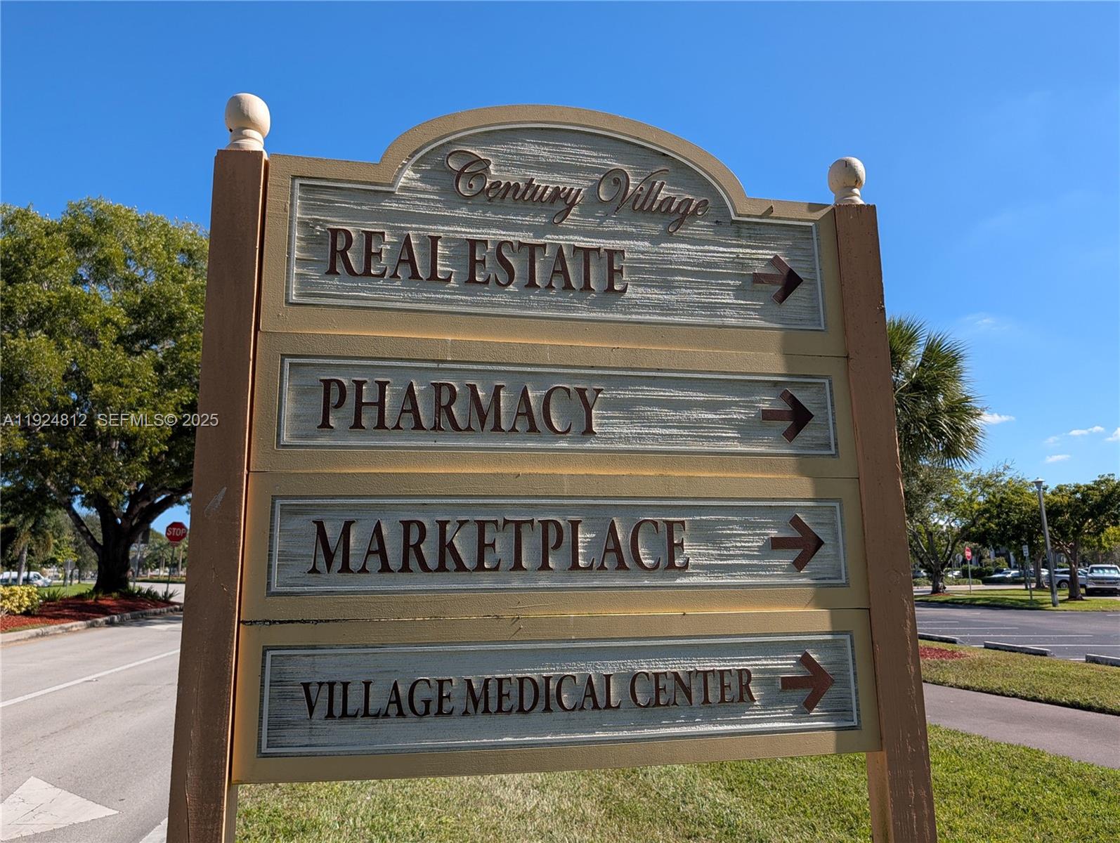 KINGSLEY AT CENTURY VILLA - Residential