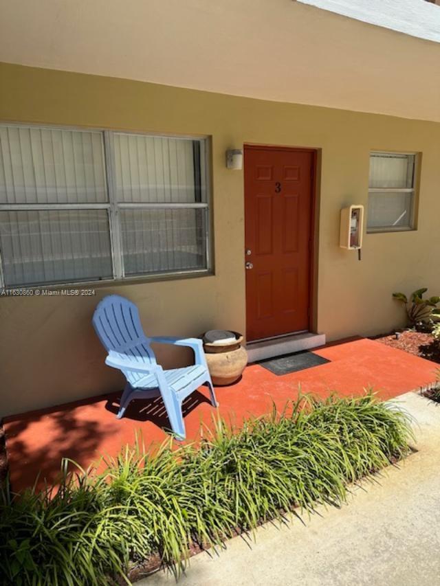 305 Ne 16th St St 3, Fort Lauderdale, Broward County, Florida - 2 Bedrooms  
1 Bathrooms - 