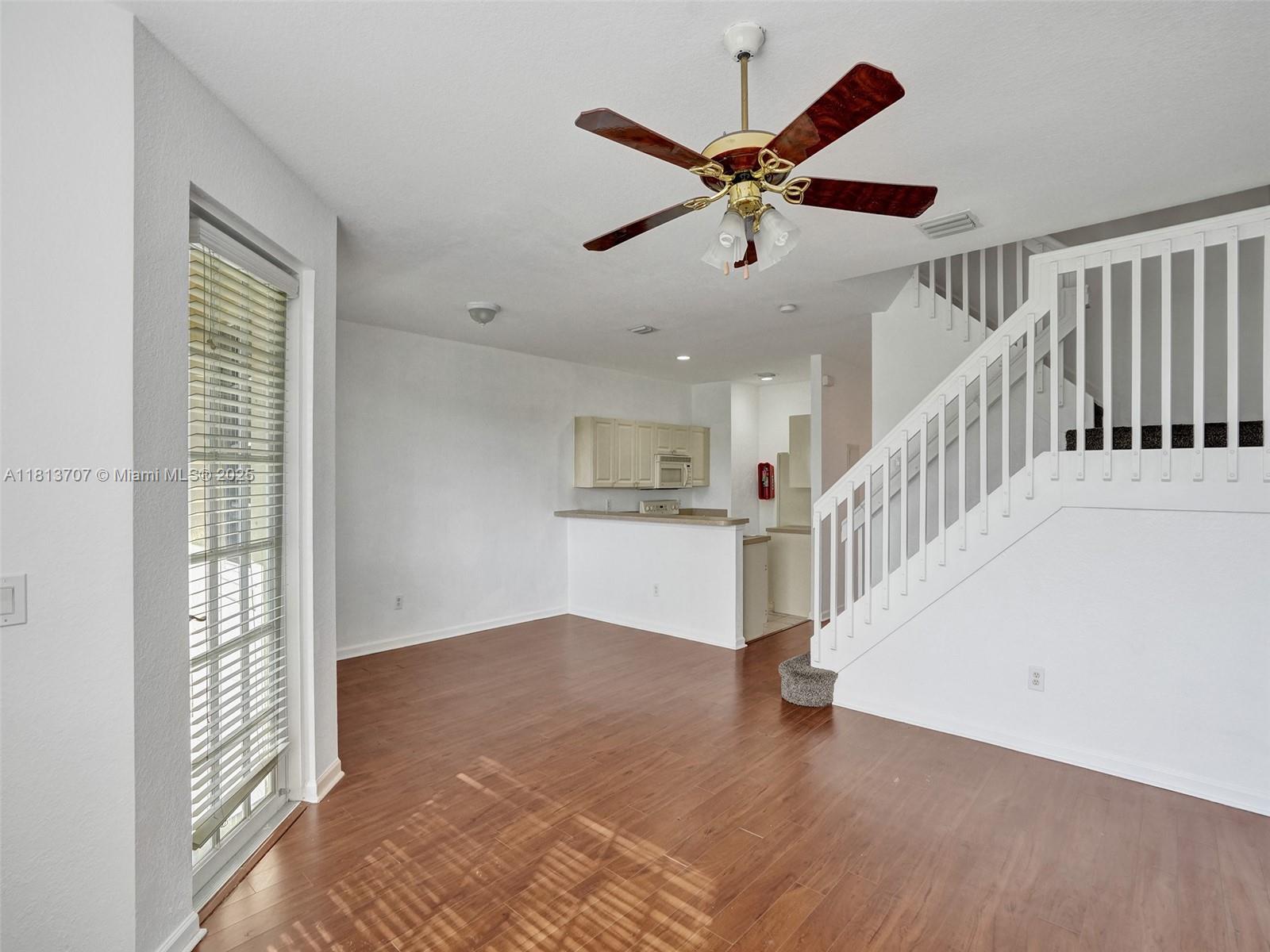 MARSH HARBOUR - Residential Lease