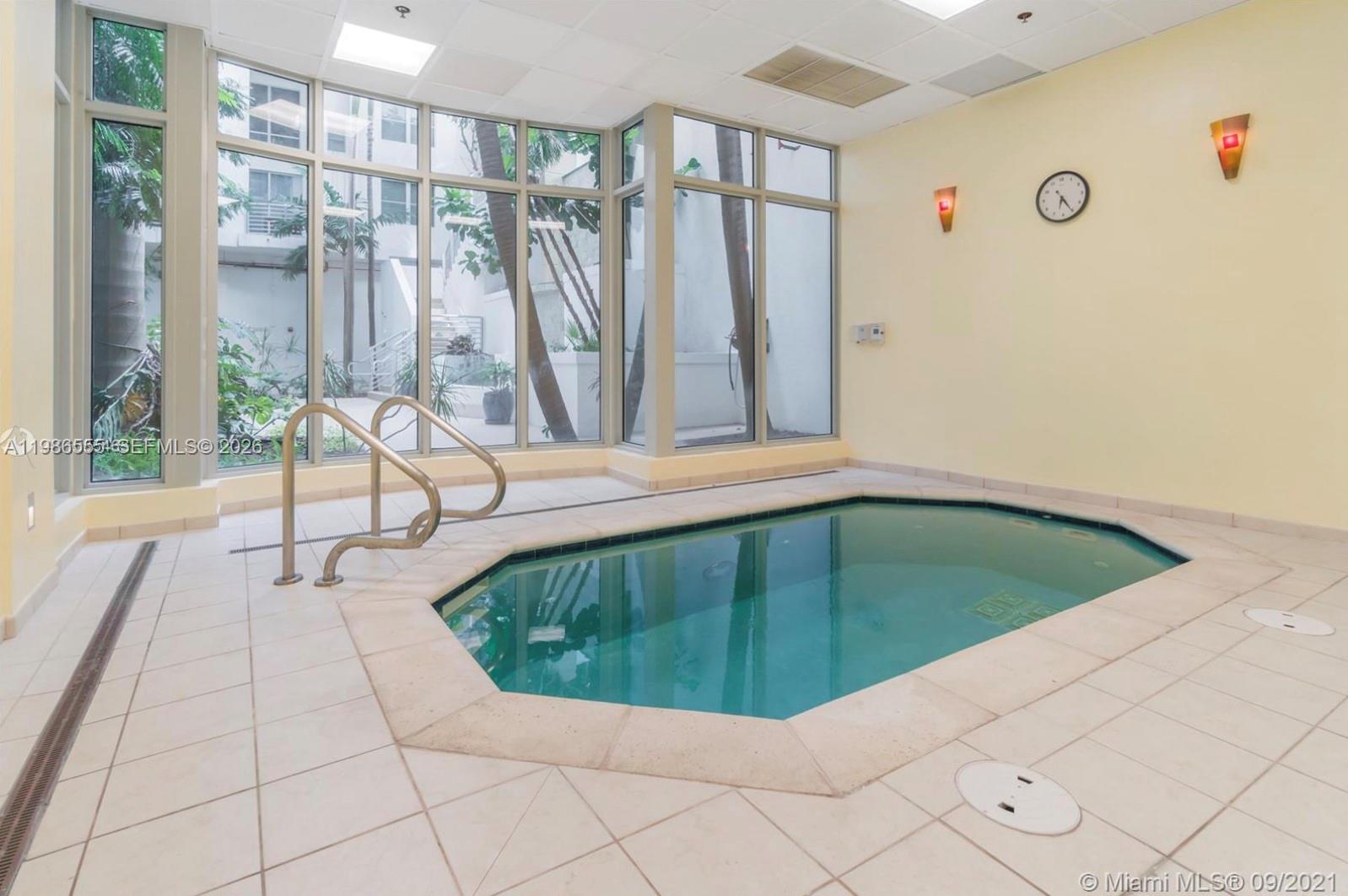 RADIUS CONDO - Residential Lease