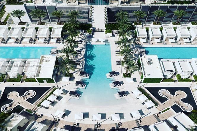 PARAMOUNT MIAMI WORLD - Residential