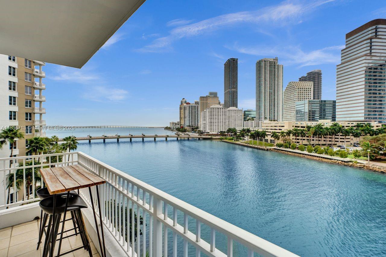 Experience breathtaking water views from this stunning unit in the prestigious Courts at Brickell Key. Furnished 2/2 with efficient floor plan offering spacious bedrooms and inviting living areas. Start your mornings with breakfast in the kitchen's cozy eat-in nook, complete with unparalleled views. The unit boasts marble flooring, generous closet space, a convenient utility closet, and comes with two dedicated parking spaces. Perfectly located within walking distance of downtown Miami, Brickell City Centre, top-notch dining, shopping, Whole Foods Market, and more. Residents enjoy access to an array of premium amenities, sparkling pool, a state-of-the-art fitness center, racquetball courts, a sauna, and playroom. Easy to show, 24 hr notice, please use show assist