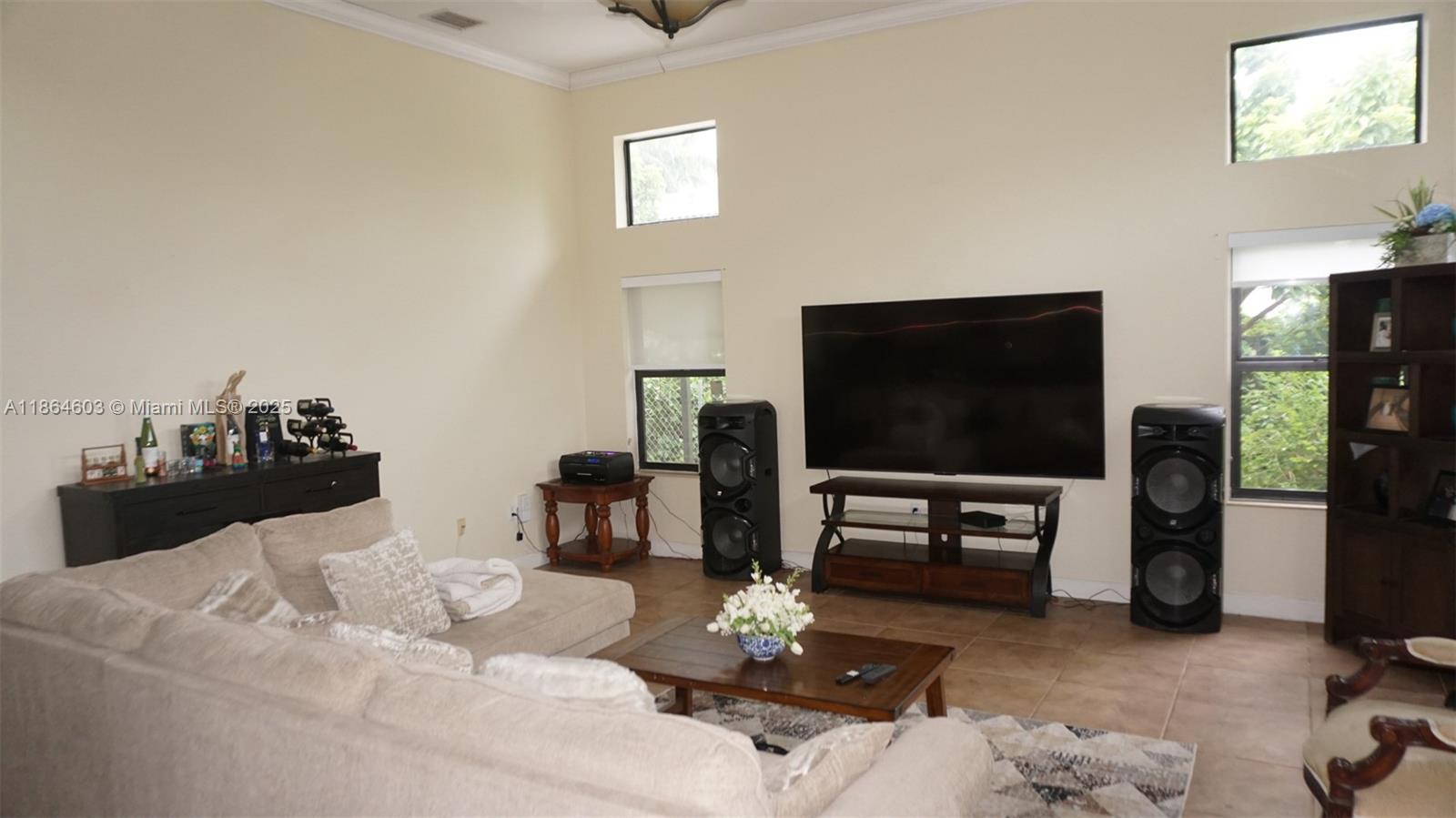 RENAISSANCE RANCHES - Residential