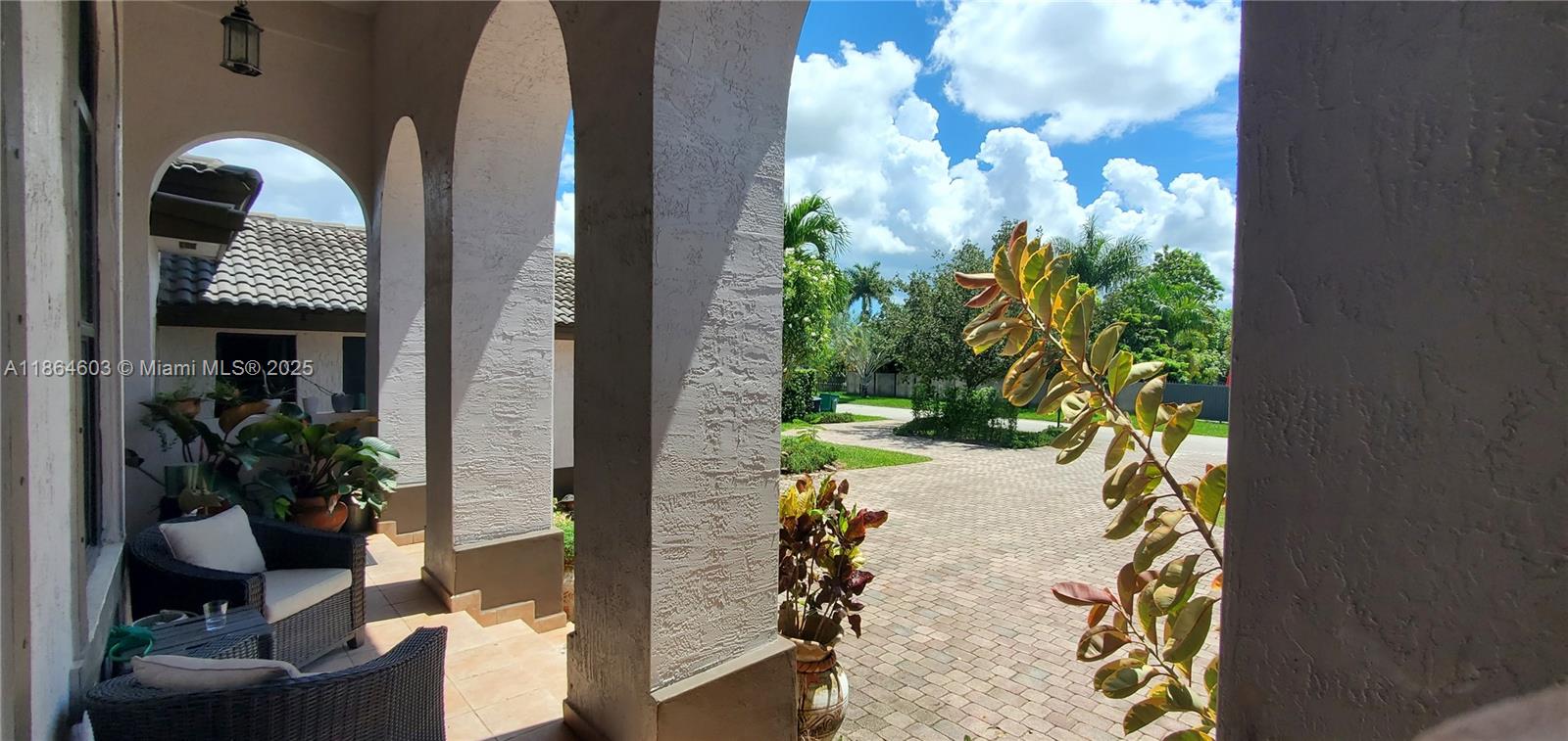 RENAISSANCE RANCHES - Residential