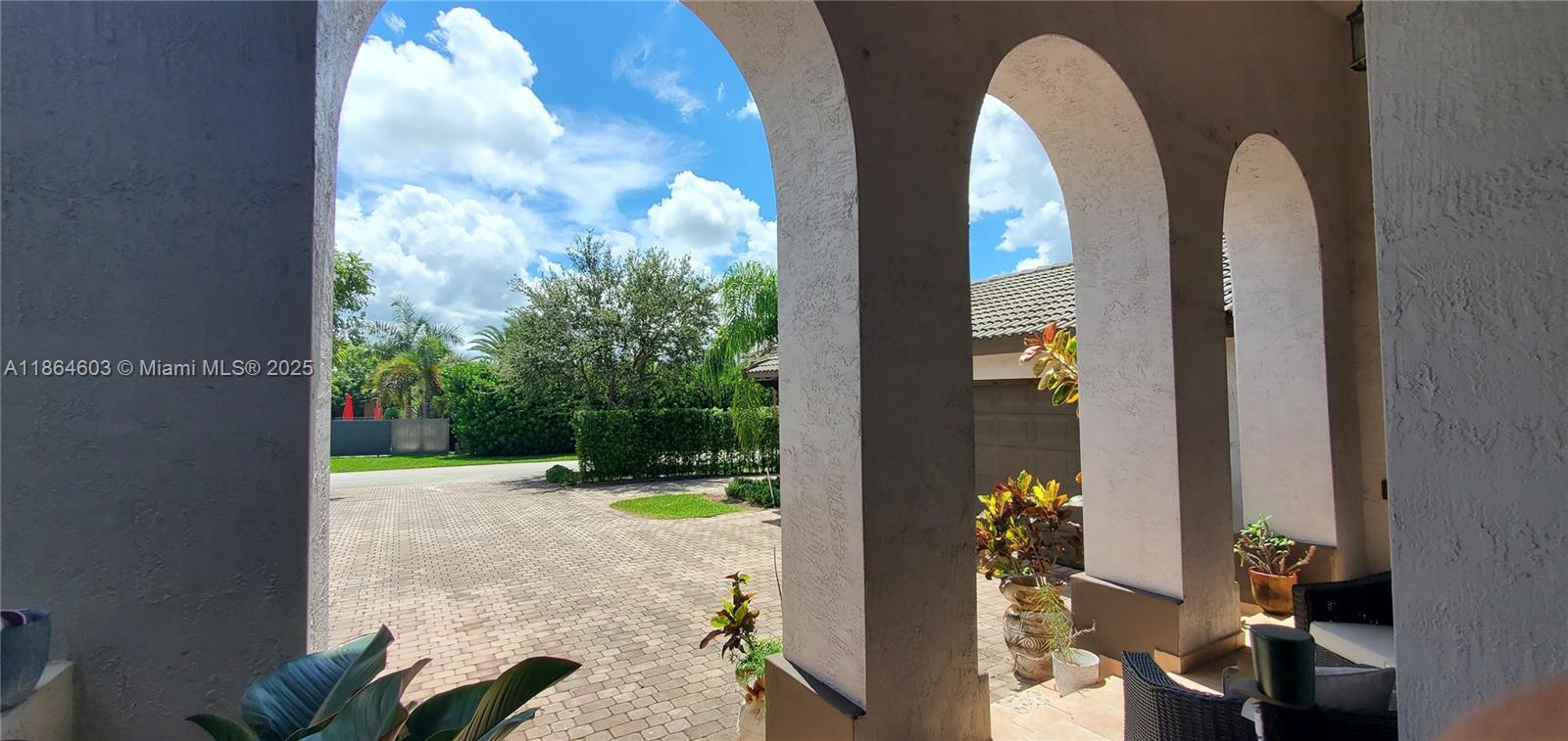 RENAISSANCE RANCHES - Residential