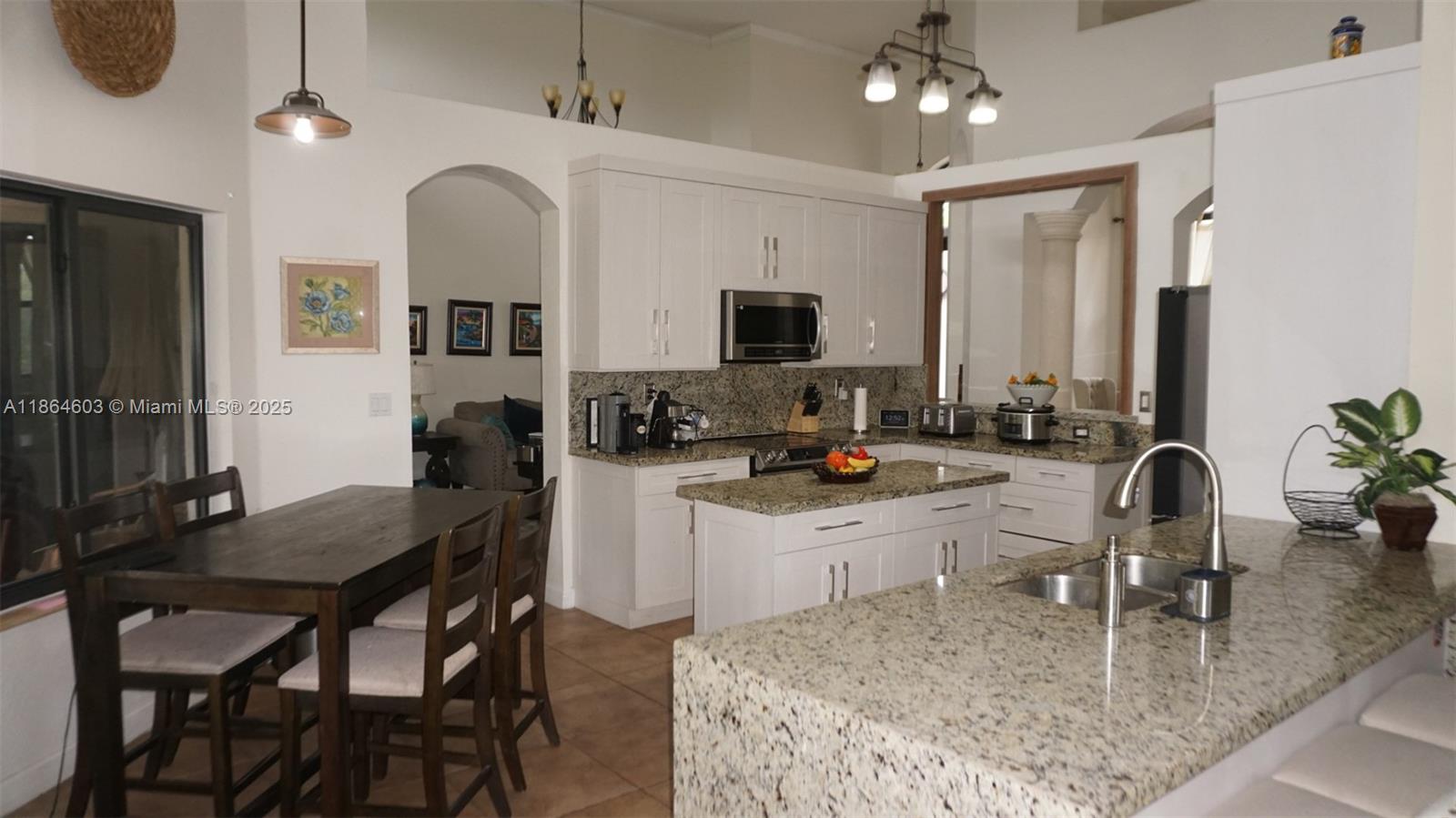 RENAISSANCE RANCHES - Residential