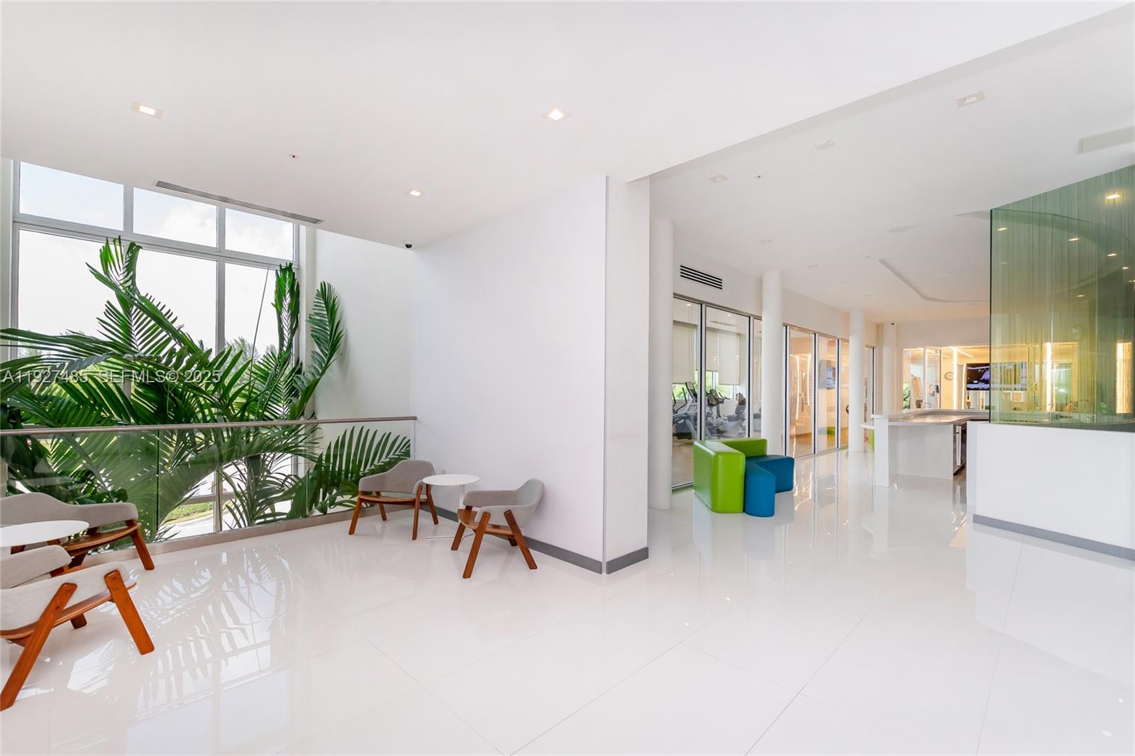 LANDMARK AT DORAL CONDO 6 - Residential