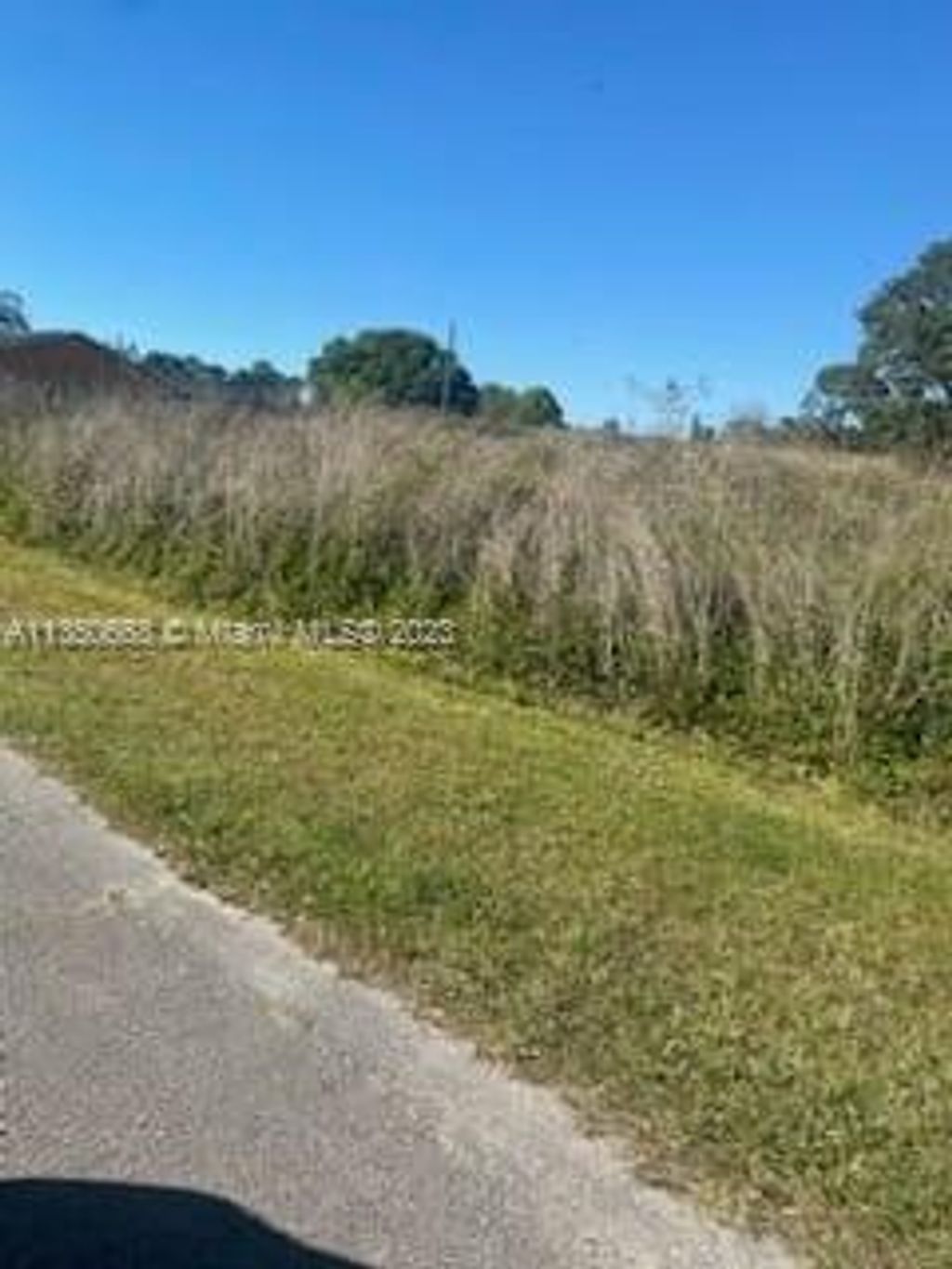 Photo of 535 Butler Ave, Port Saint Lucie, FL 34983 (MLS # A11350668)