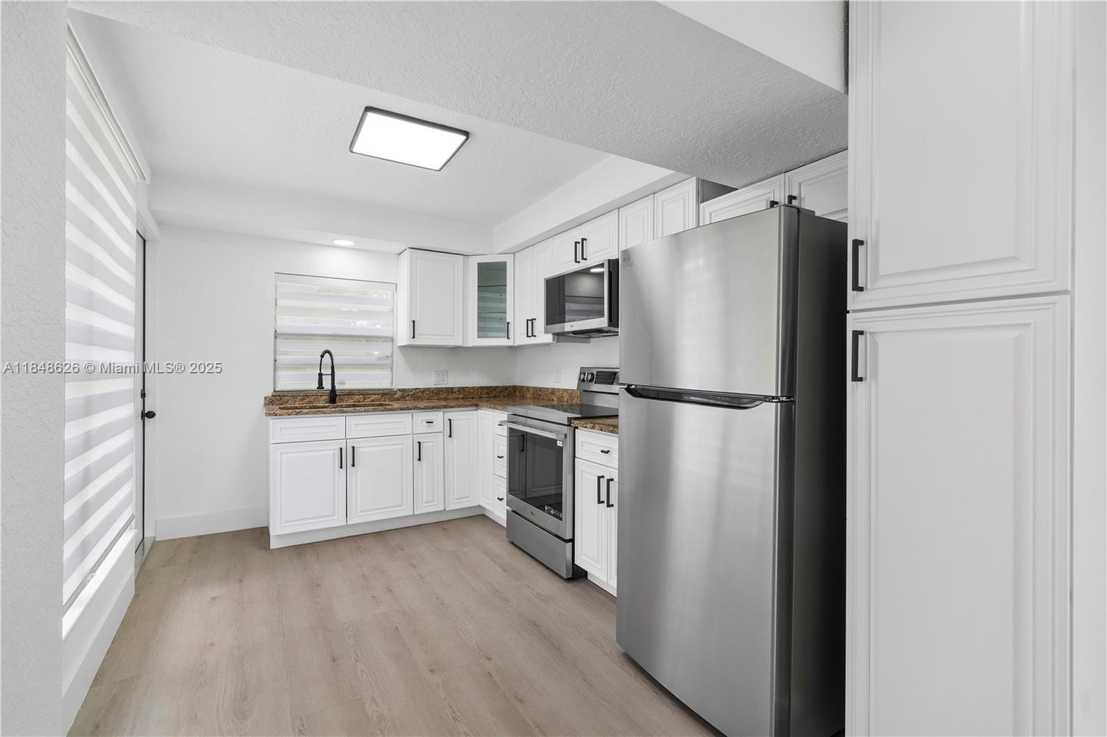 SUNRISE GOLF VILLAGE - Residential