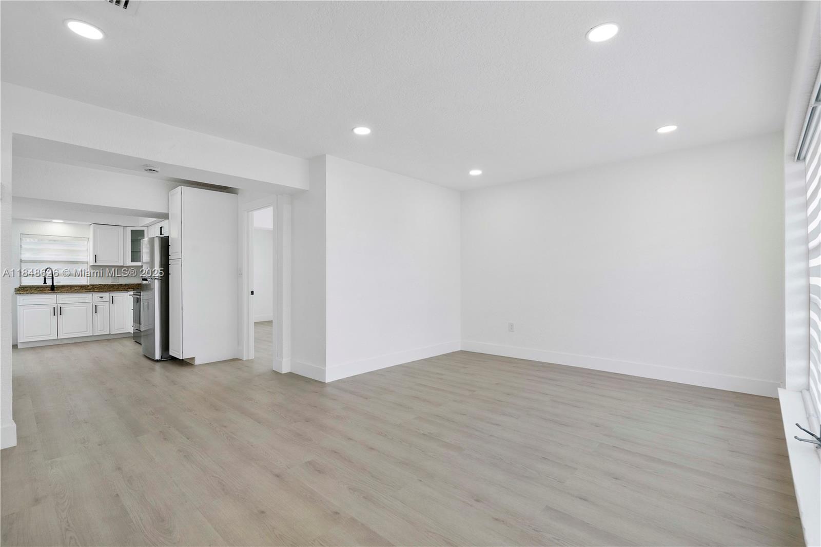 SUNRISE GOLF VILLAGE - Residential