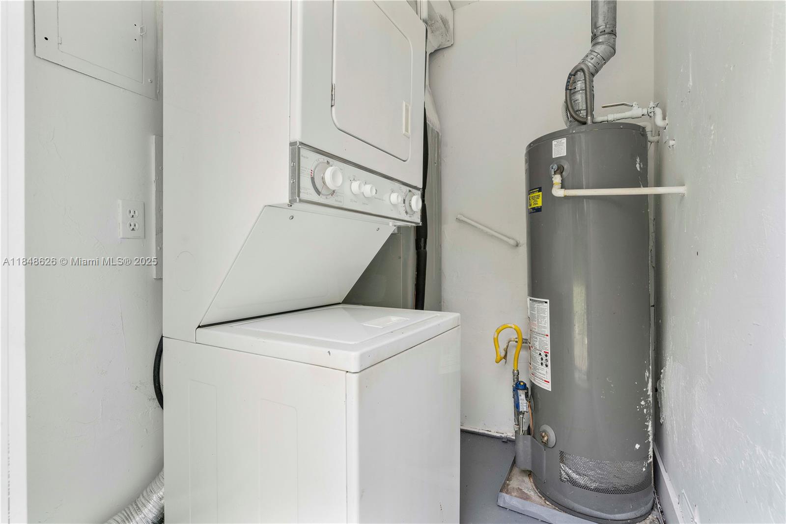 SUNRISE GOLF VILLAGE - Residential