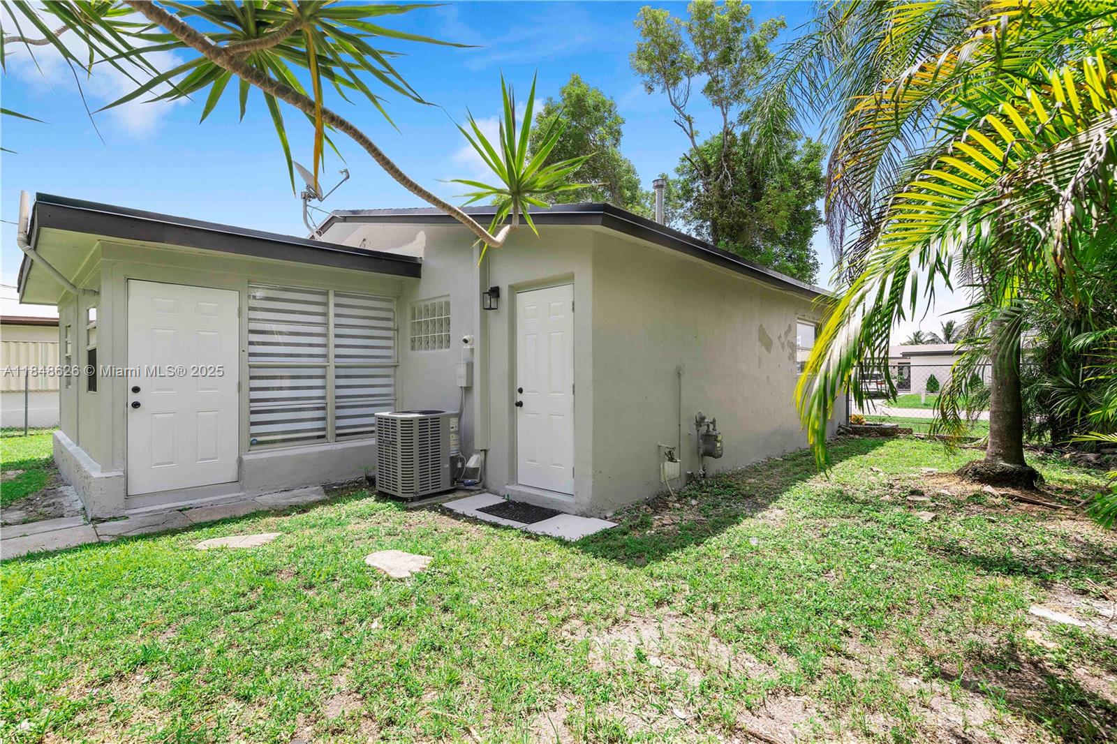 SUNRISE GOLF VILLAGE - Residential