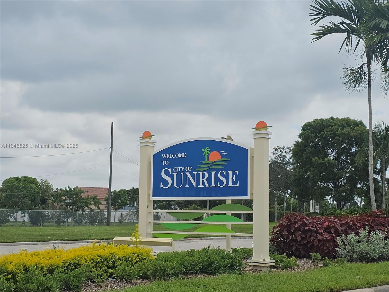 SUNRISE GOLF VILLAGE - Residential