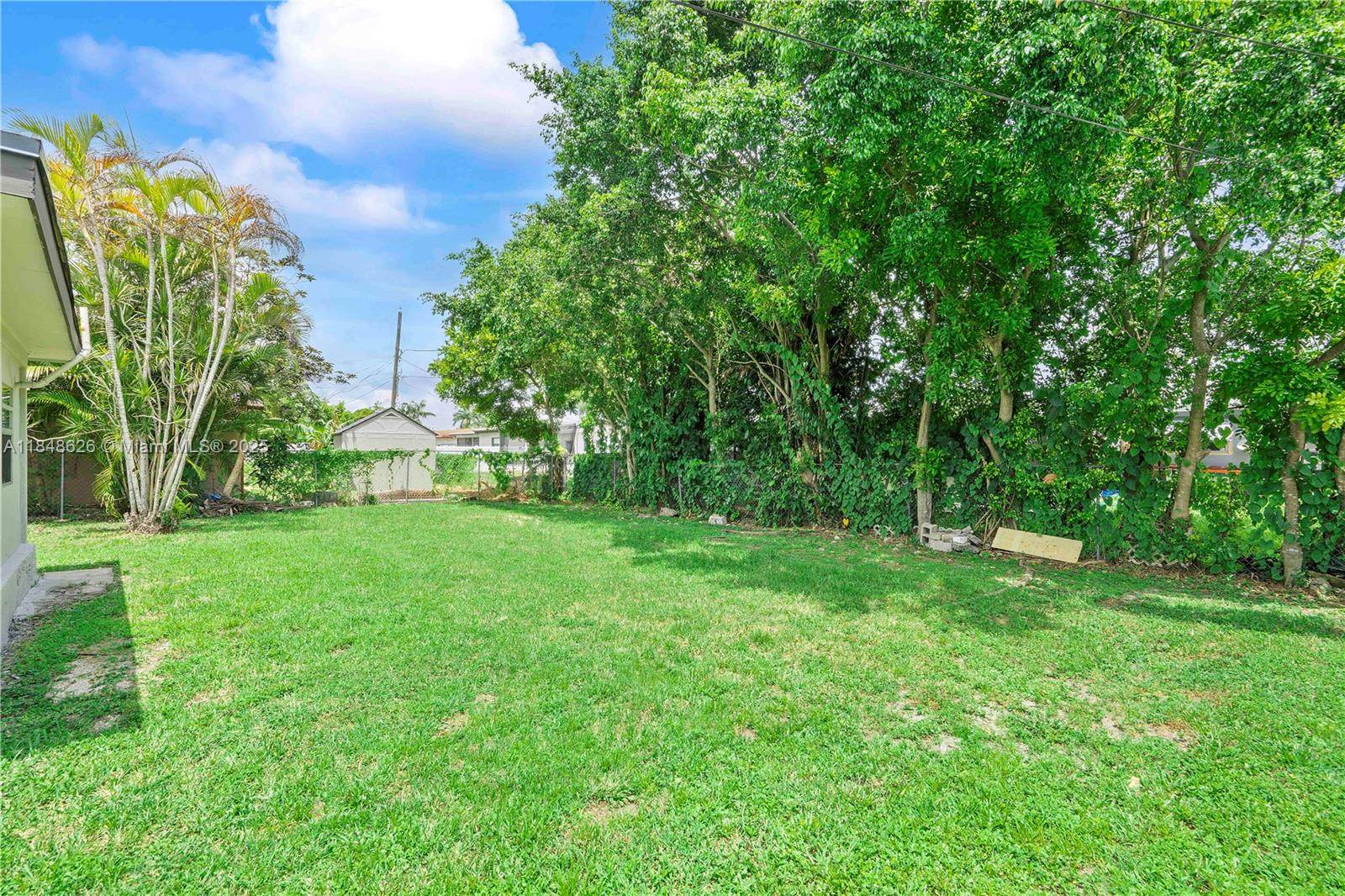 SUNRISE GOLF VILLAGE - Residential