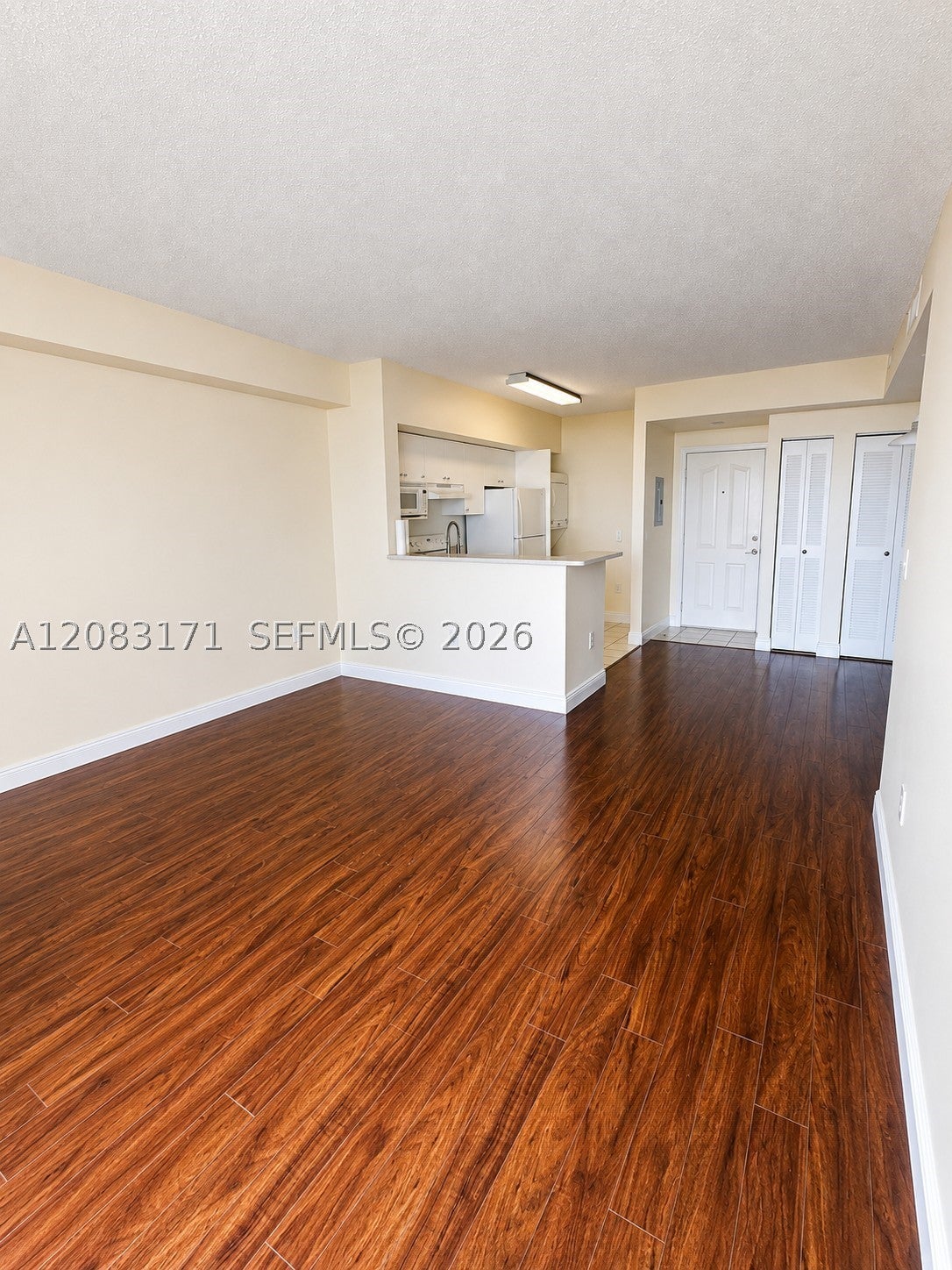 5077 NW 7th St 1105
