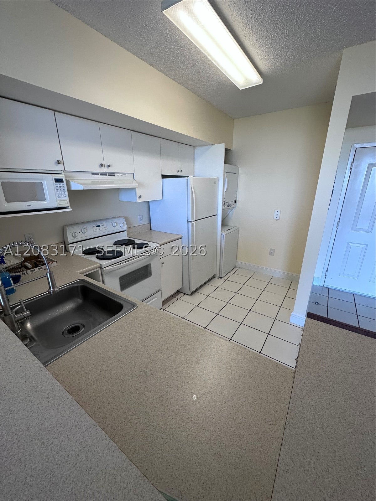 5077 NW 7th St 1105
