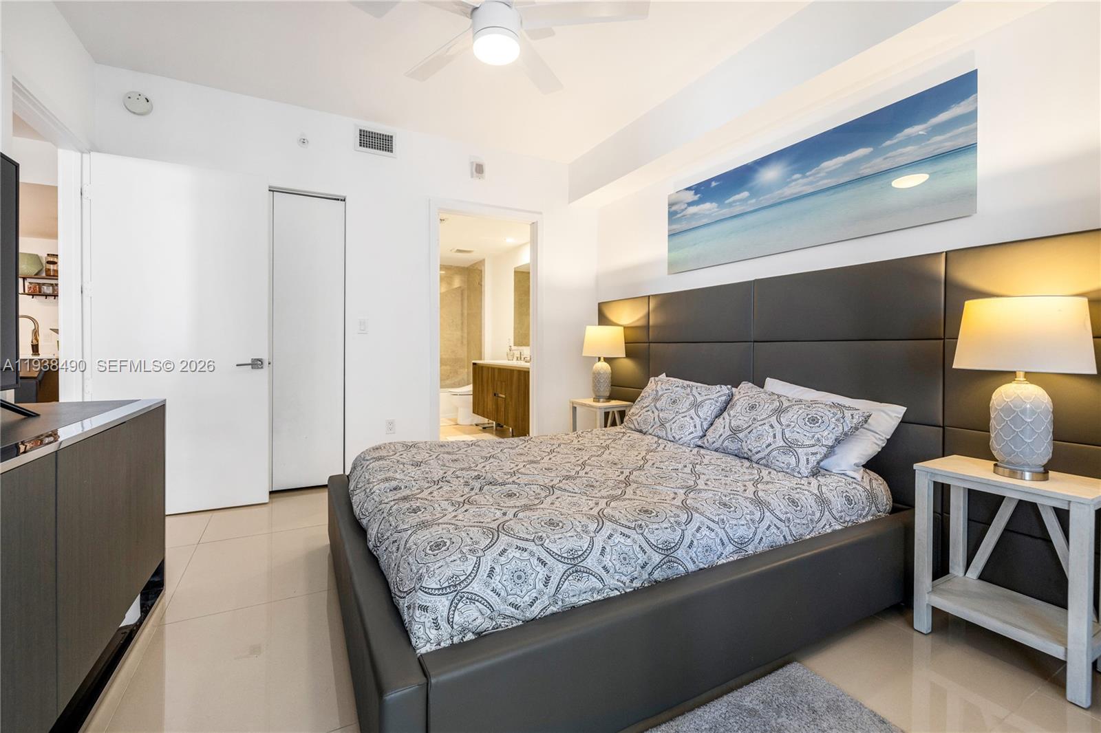 ARIA ON THE BAY CONDO - Residential Lease