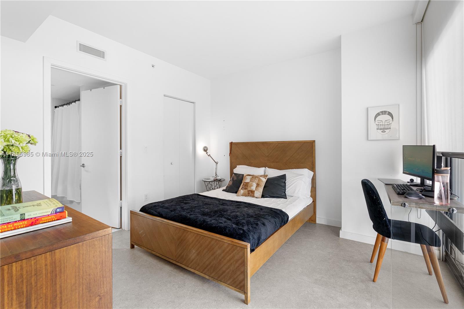 1300 S MIAMI AVENUE CONDO - Residential