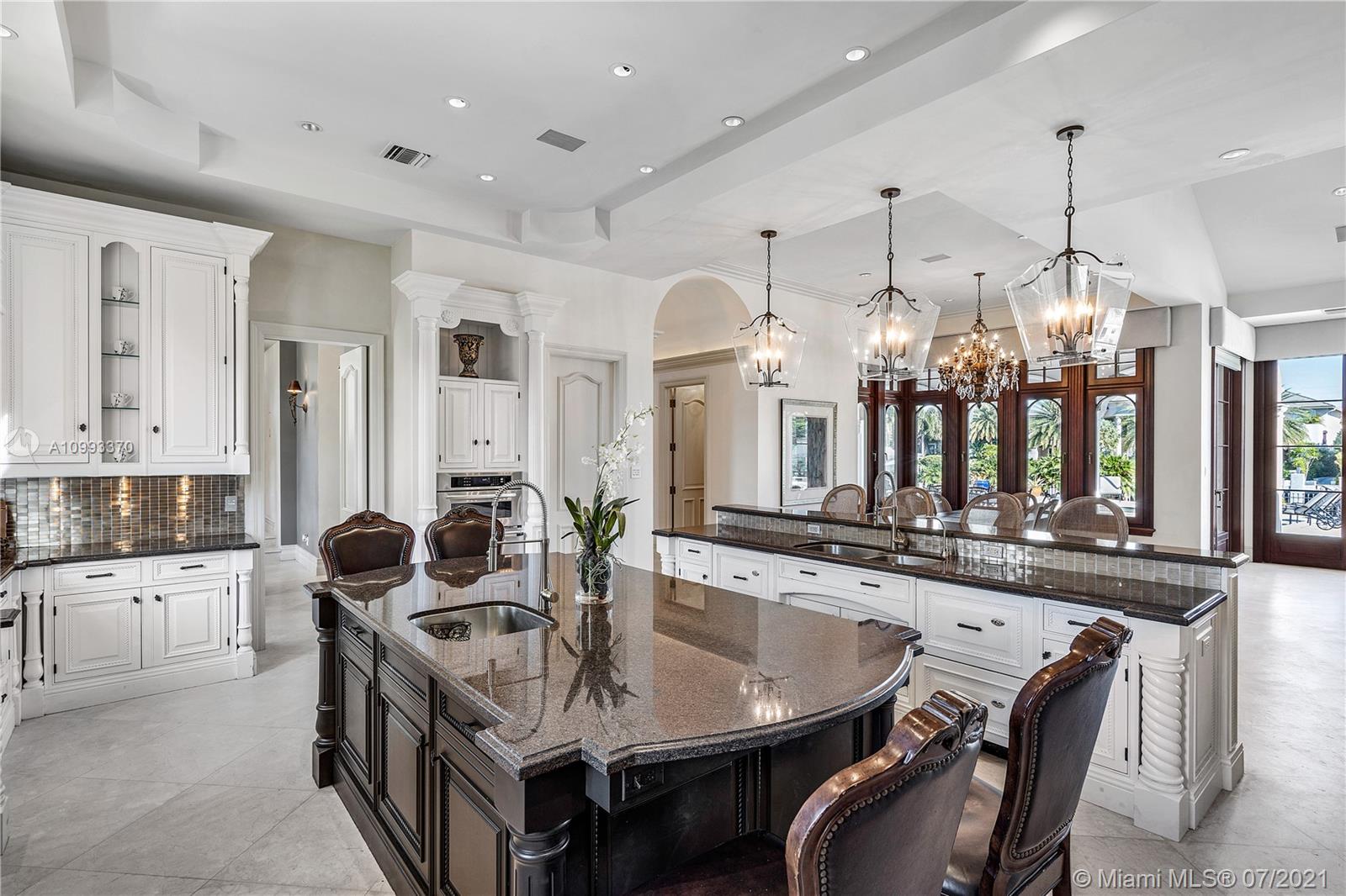 DEL LAGO ISLE - Residential