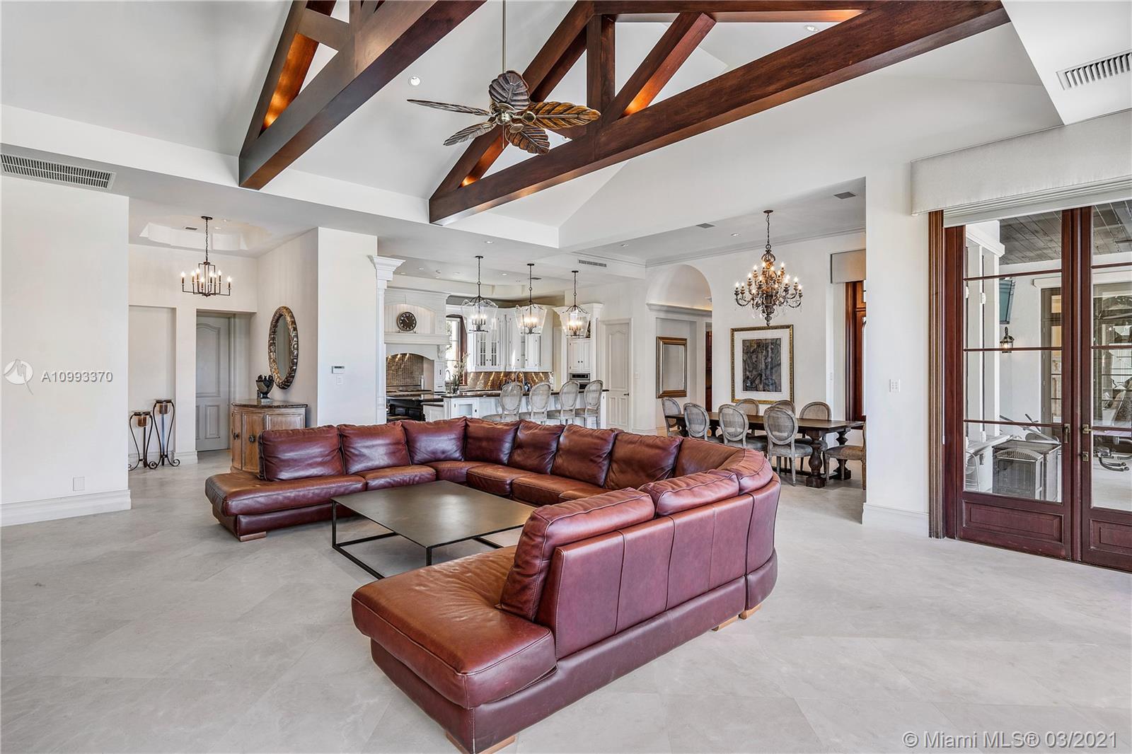 DEL LAGO ISLE - Residential