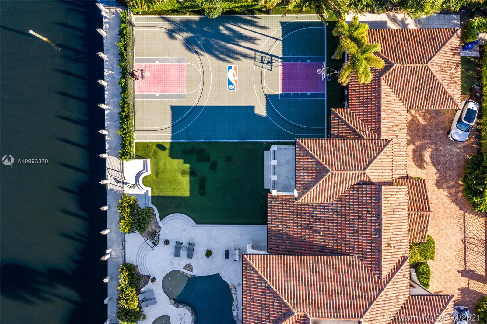 DEL LAGO ISLE - Residential