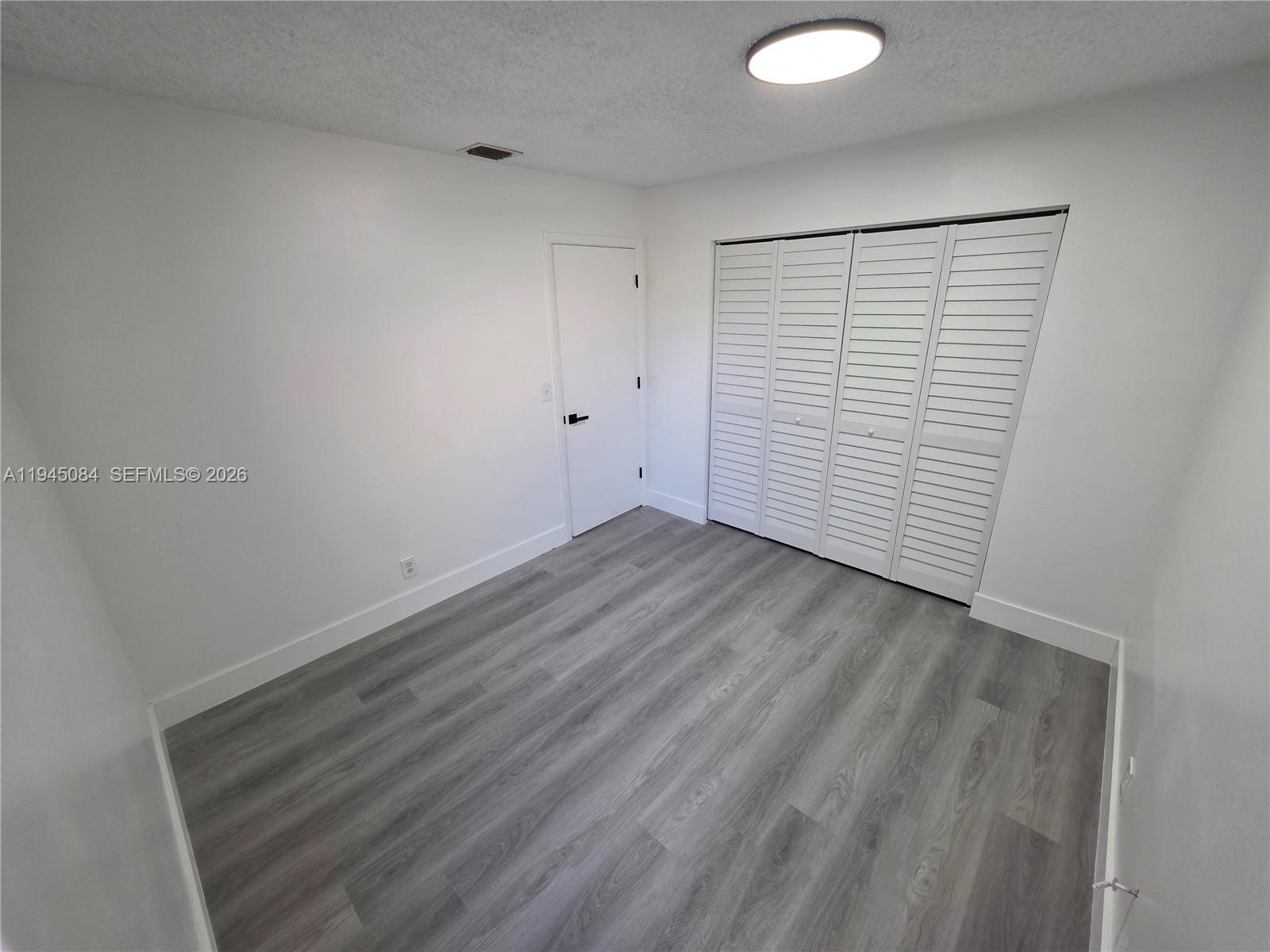 PARKWOOD HOMES - Residential