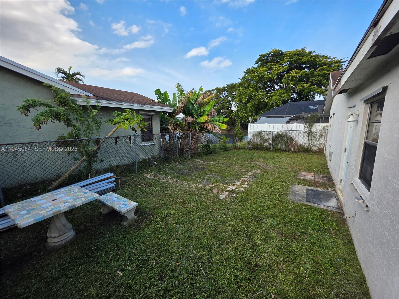 PARKWOOD HOMES - Residential