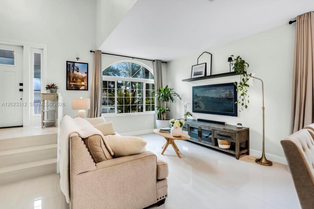 TOWNGATE - Residential