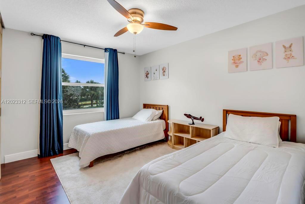 TOWNGATE - Residential