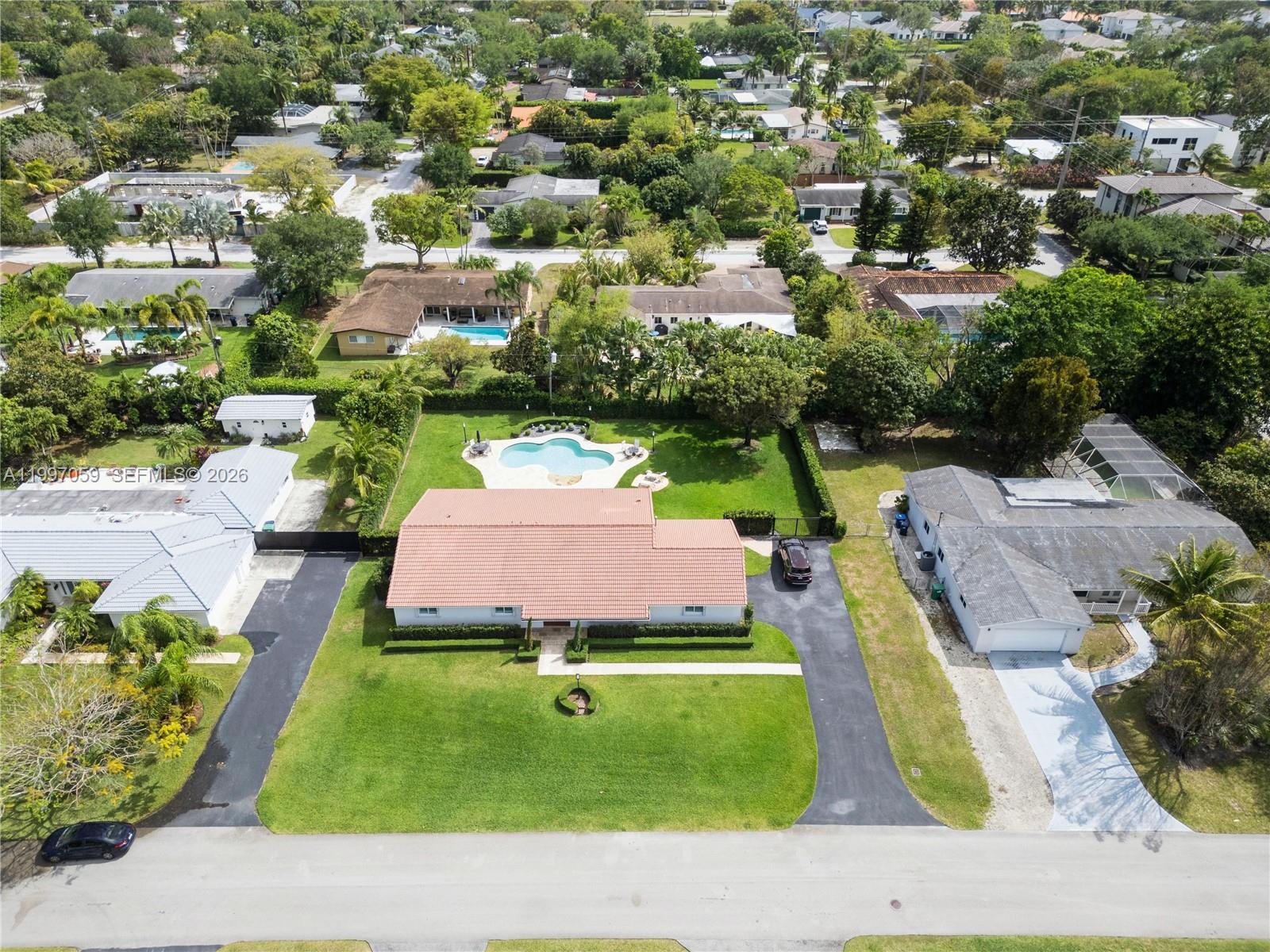 CORAL REEF ESTATES 2ND AD - Residential