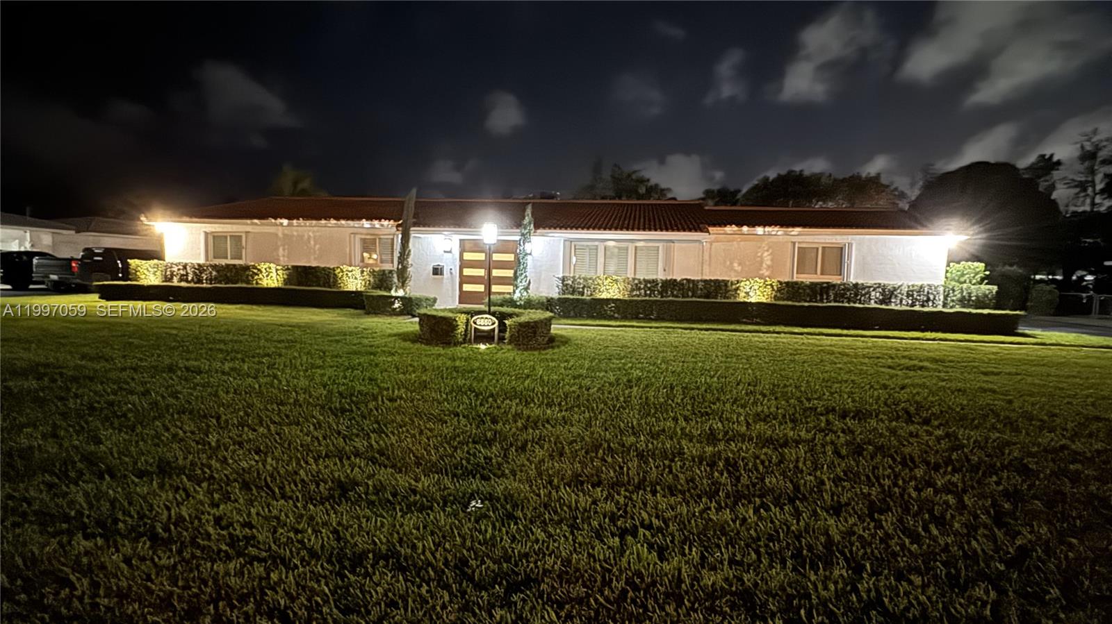 CORAL REEF ESTATES 2ND AD - Residential