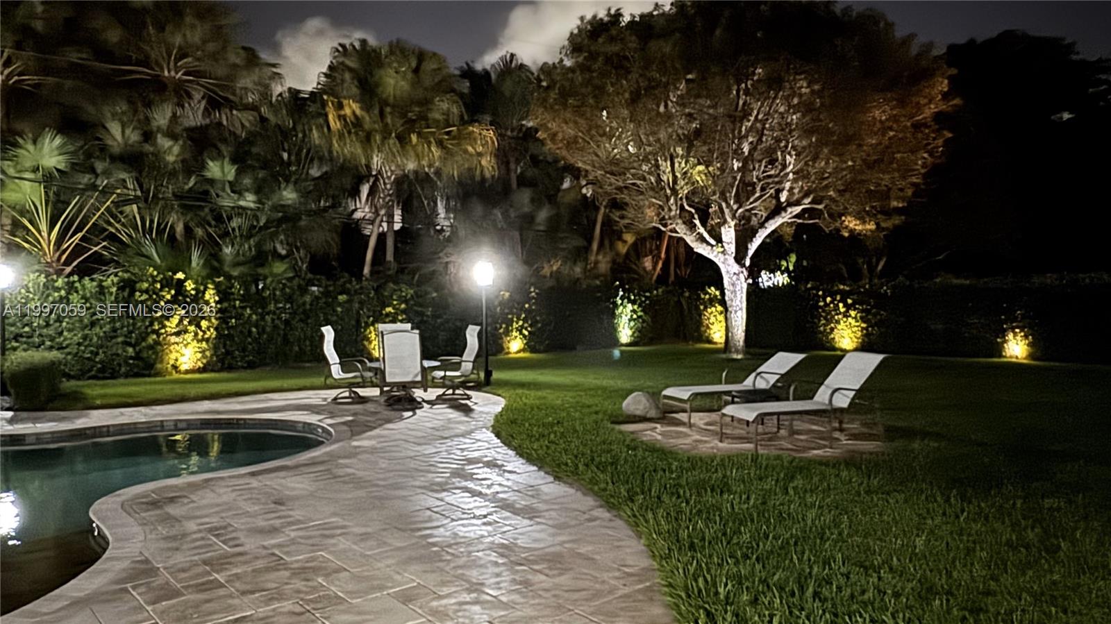 CORAL REEF ESTATES 2ND AD - Residential