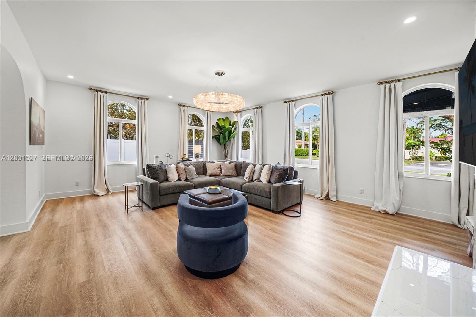 BEACH VIEW SUB - Residential Lease