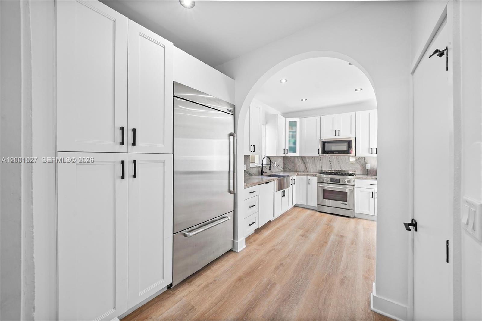 BEACH VIEW SUB - Residential Lease