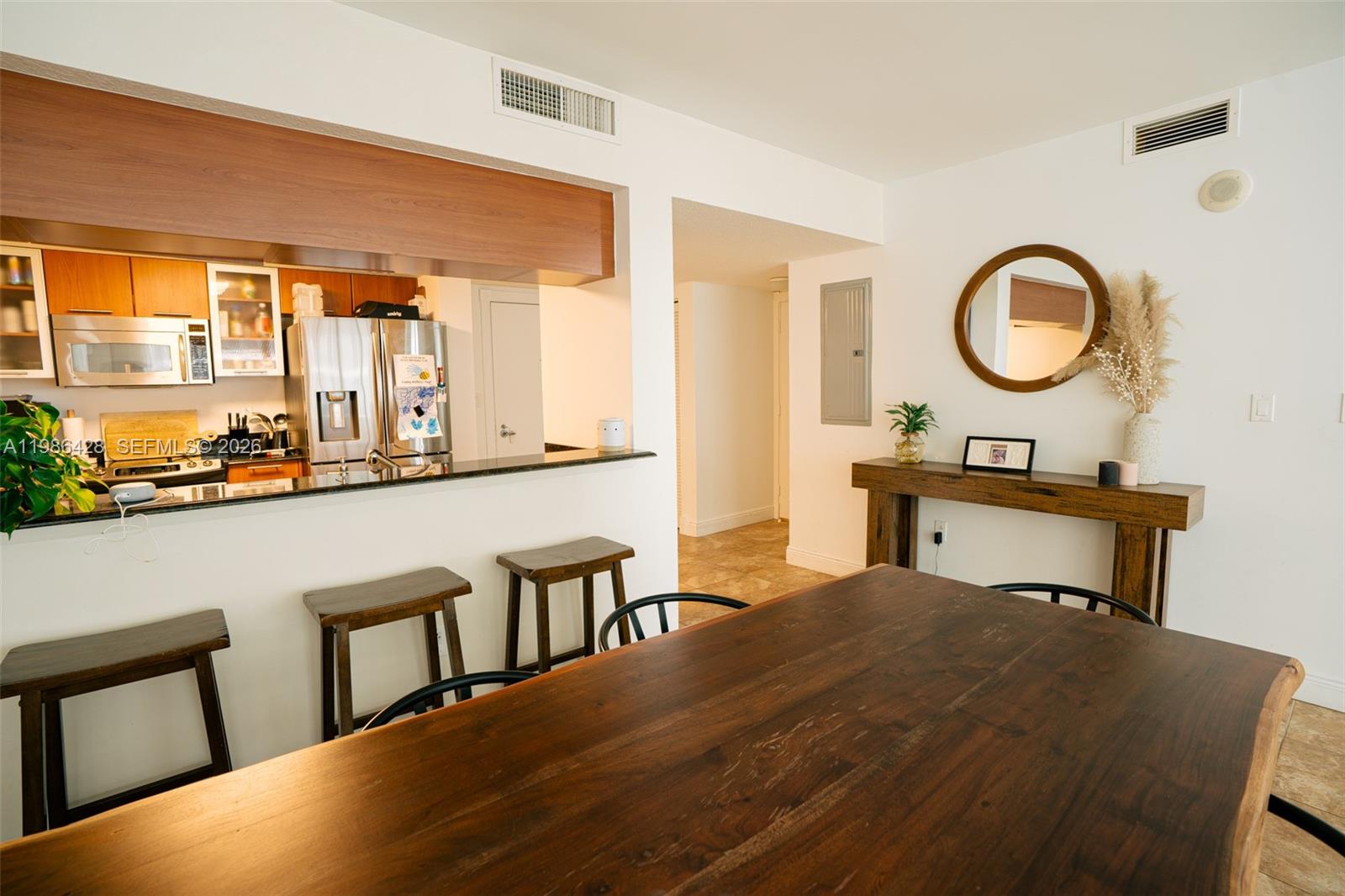 1800 CLUB CONDO - Residential