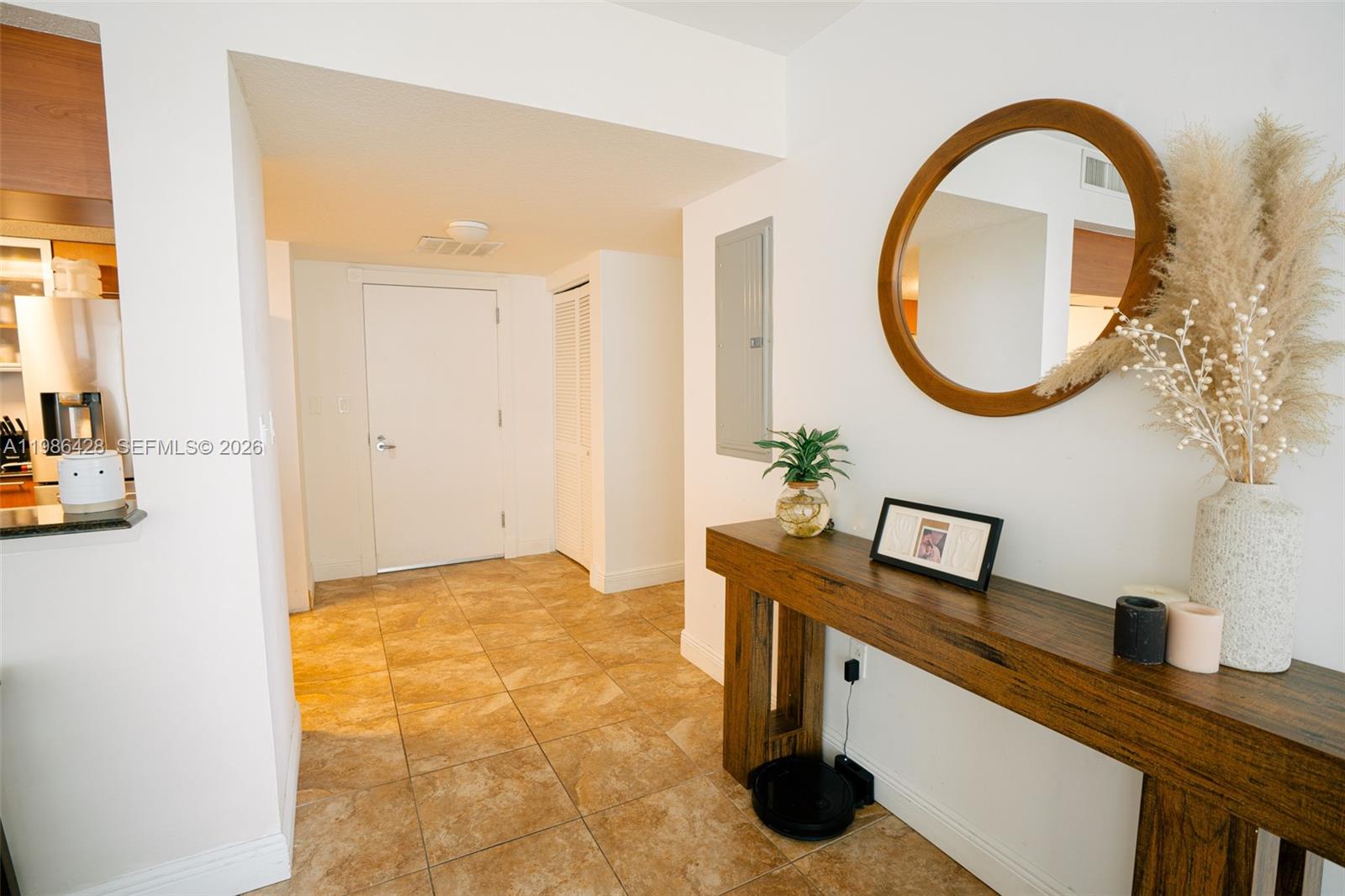 1800 CLUB CONDO - Residential