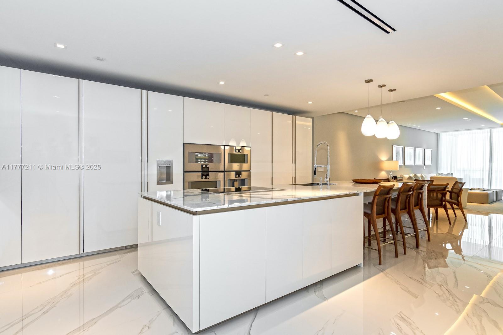 OCEANA BAL HARBOUR CONDO - Residential