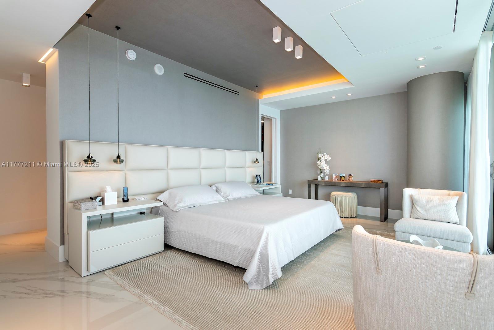 OCEANA BAL HARBOUR CONDO - Residential