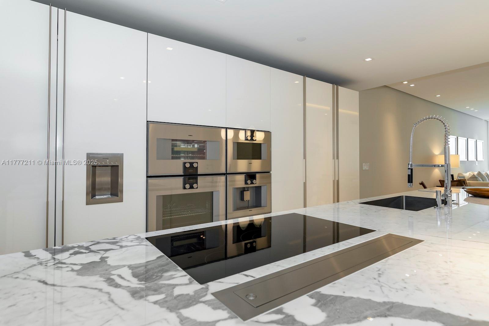 OCEANA BAL HARBOUR CONDO - Residential