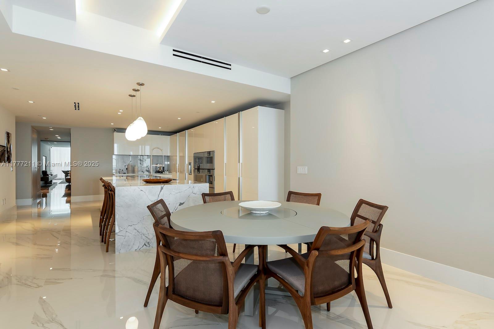 OCEANA BAL HARBOUR CONDO - Residential