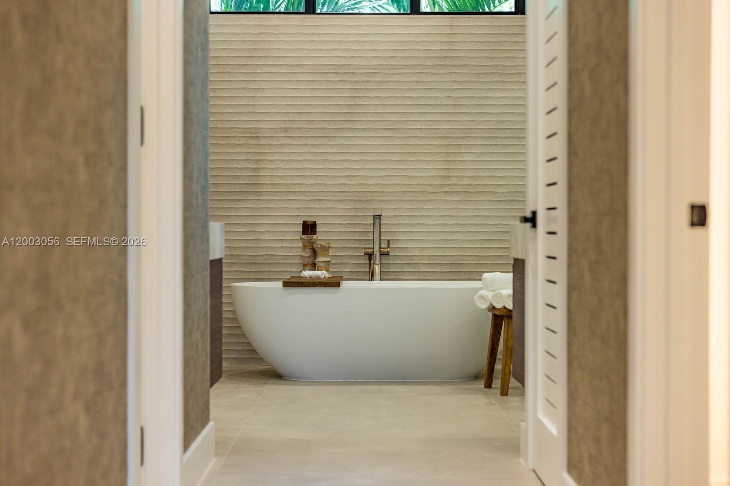 AMD PL GRIFFING BISCAYNE - Residential