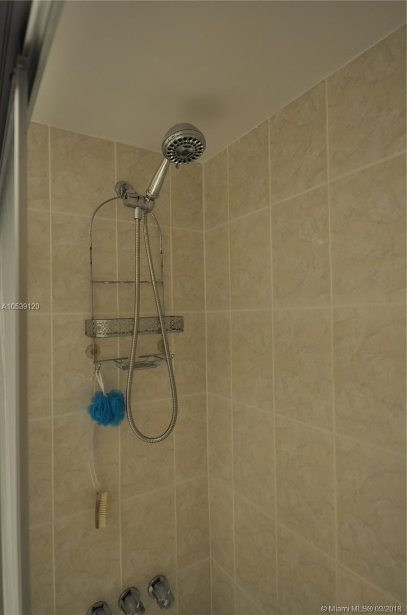 MEADOWBROOK TOWERS CONDO - Residential Lease