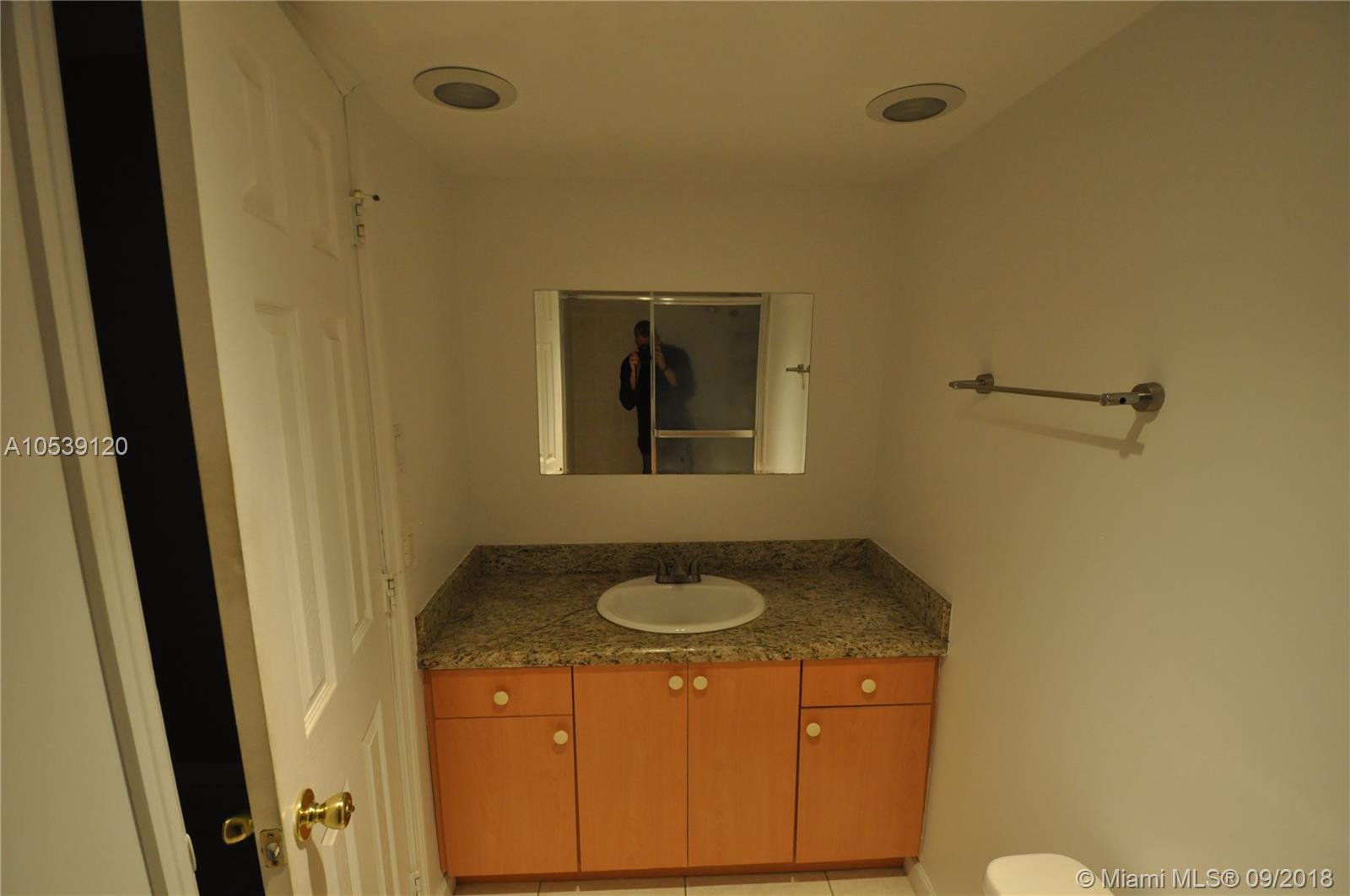 MEADOWBROOK TOWERS CONDO - Residential Lease