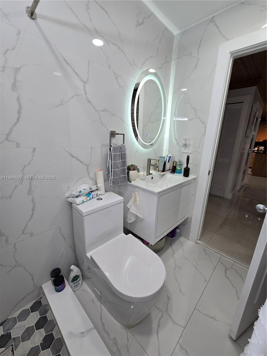 LIME GROVE GARDENS REV - Residential