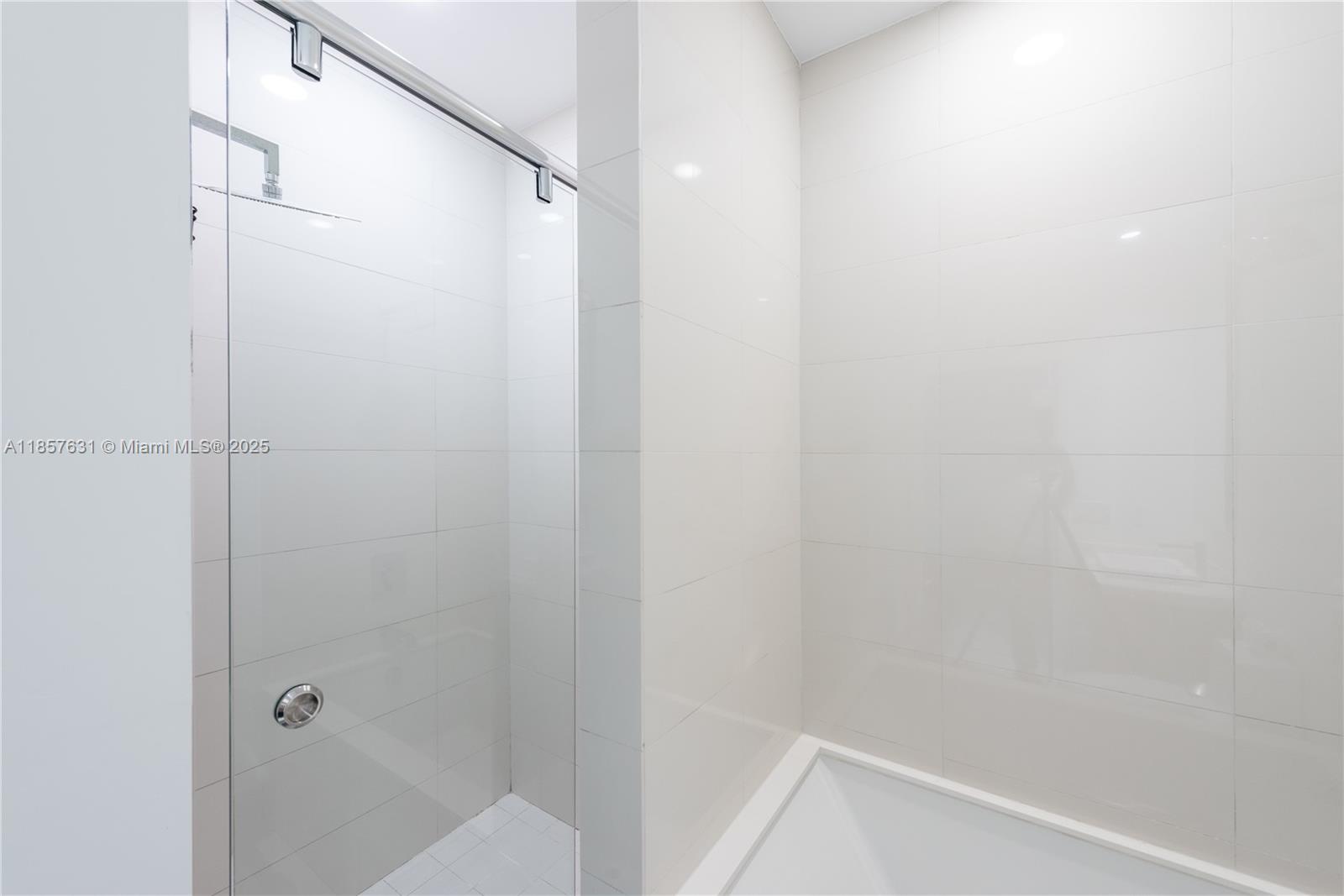 SLS Brickell - Residential Lease