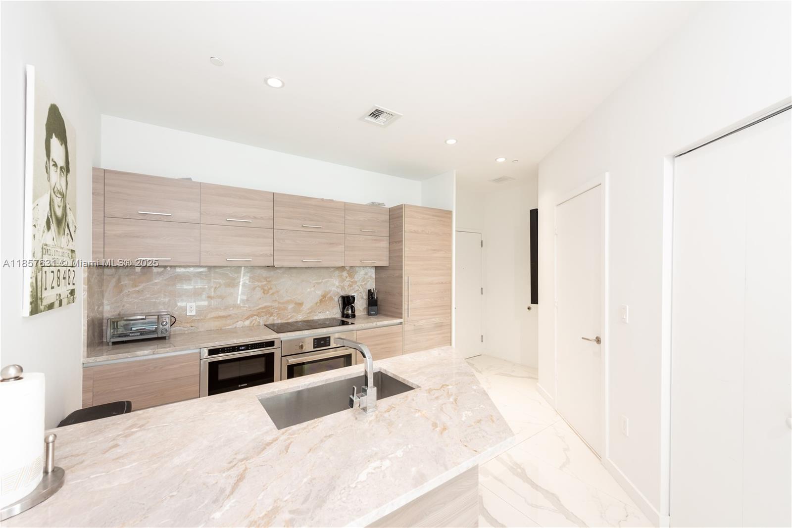 SLS Brickell - Residential Lease