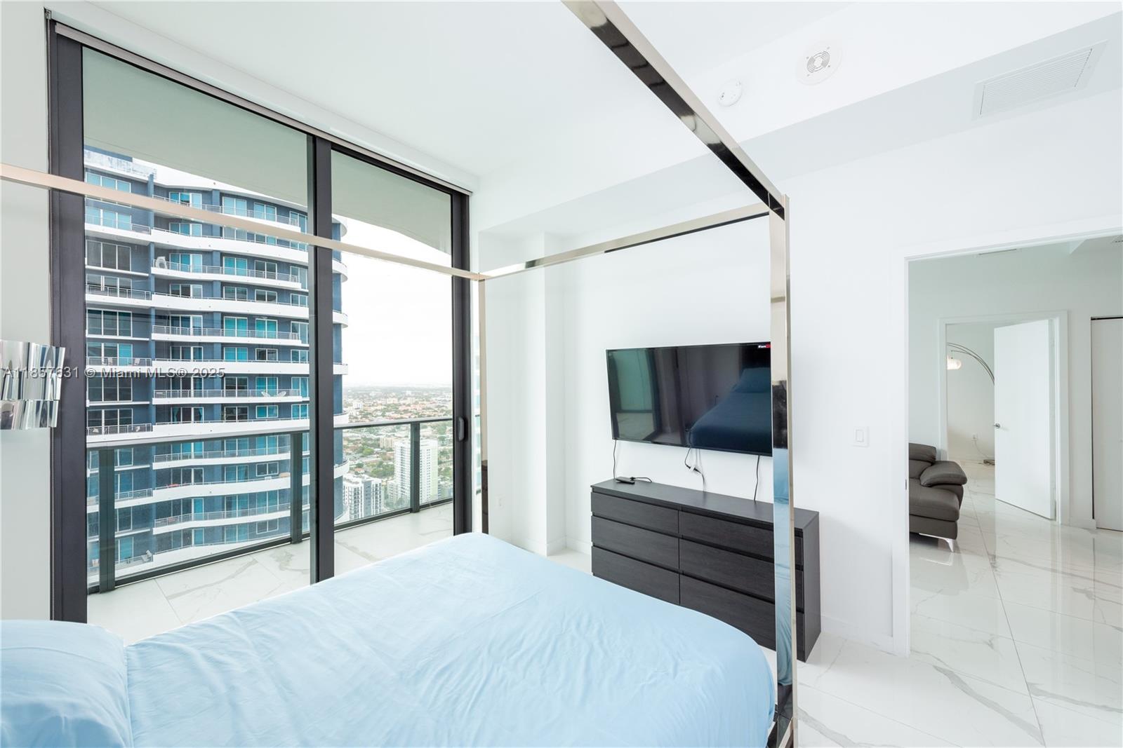 SLS Brickell - Residential Lease