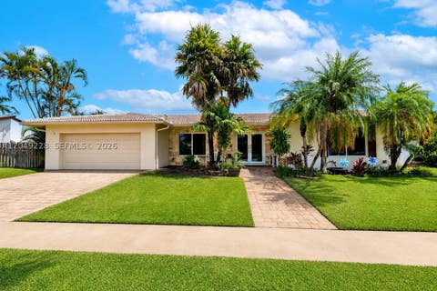 Photo of 16740 Harbor Ct, Weston, FL 33326 (MLS # A12049228)